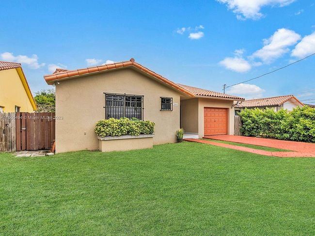 Additional photo 2 of property located at 2845 Sw 63rd Ave