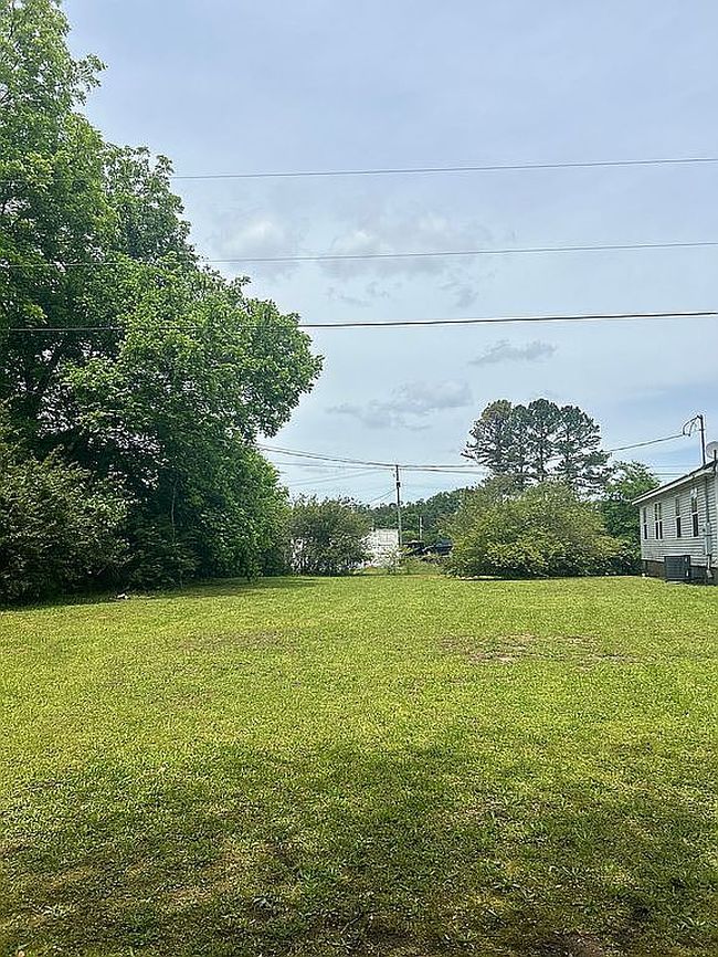 Photo of 103 Pressley St, Talladega, AL