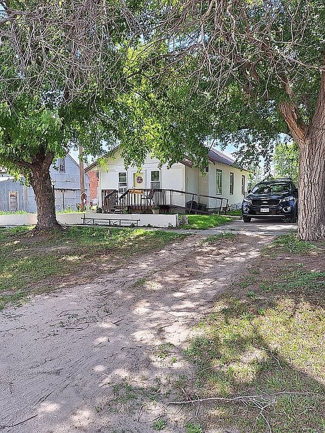 Image of 223 N Walnut St