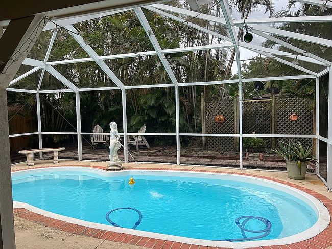 Photo of 2264 Floyd St, Sarasota, FL