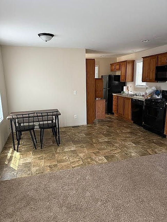Image of 208 Park Ln