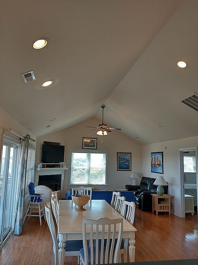 Image of 2013 Emerald Dr