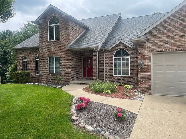 Photo of 1601 Ascot Chase, Sherman, IL