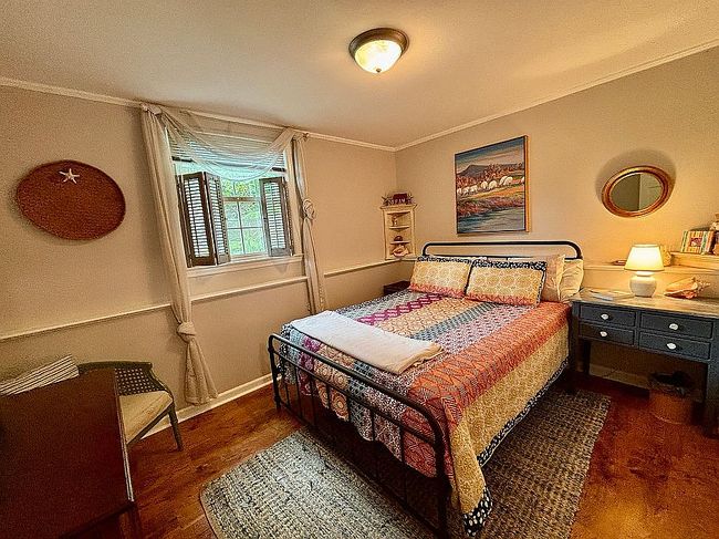 Image of 607 Landsdowne Dr