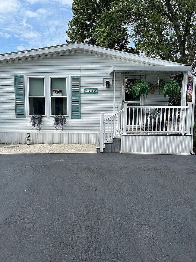 Photo of 898 Ridge Rd Lot 23A