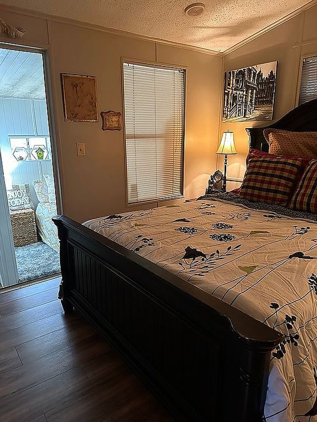 Image of 25 Great White Dr