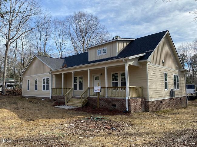 Photo of 206 E Silver Belle Dr, Zebulon, NC