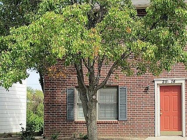Photo of 2514 Candle Crest Cir, Manhattan, KS