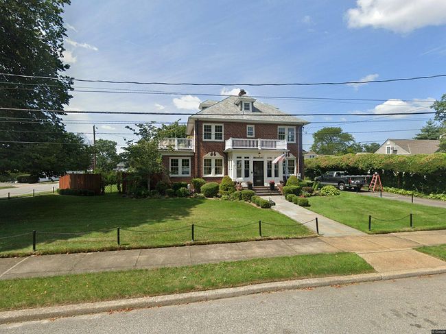 24 Lincoln Ave, Massapequa, NY