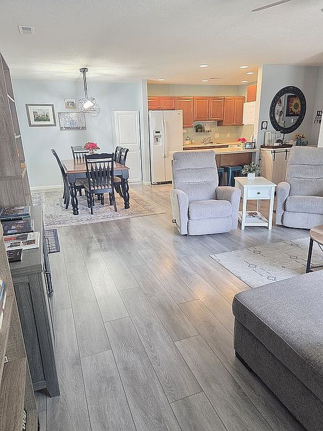 Photo of 4945 Grand View Ln, Fort Madison, IA