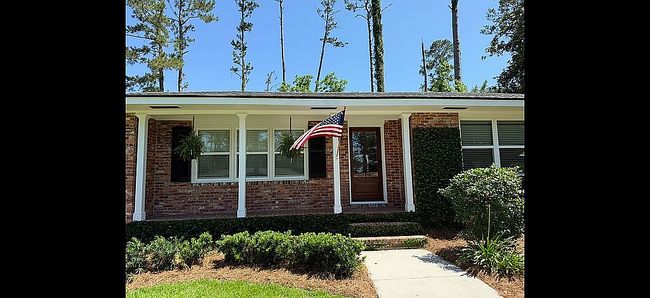 Image of 2417 Meadowbrook Dr