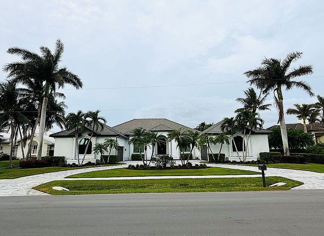 Photo of 1550 Caxambas Ct, Marco Island, FL