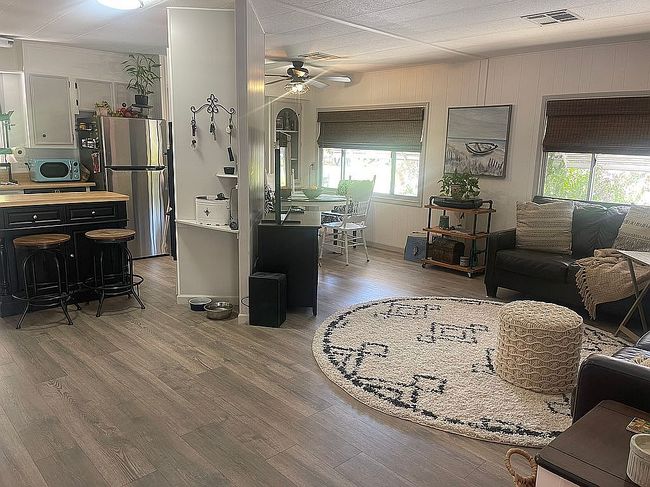Image of 411 Danielle Way