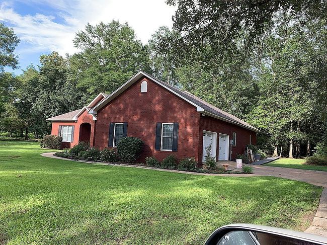 Photo of 1421 Gainer Rd, Chipley, FL
