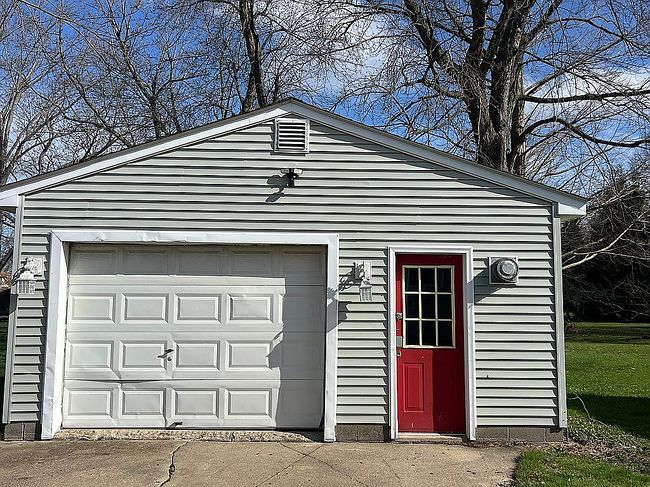 Image of 1203 E 17th St
