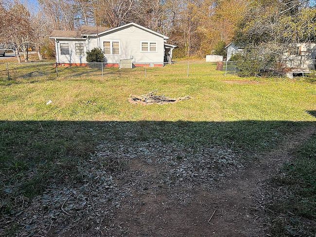 Additional photo 4 of property located at 110 Bridges Dr