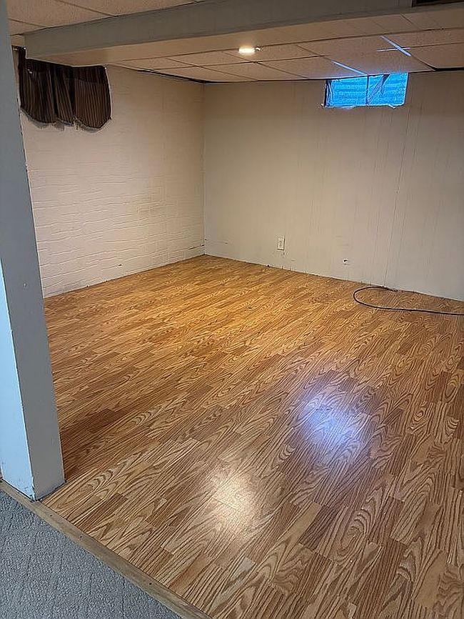 Photo of 2323 Rock St, Peru, IL