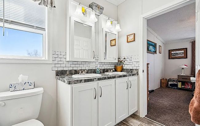 Additional photo 2 of property located at 4413 Hurontario Trl