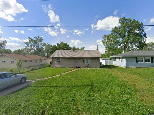Photo of 1607 E 33rd St, Marion, IN