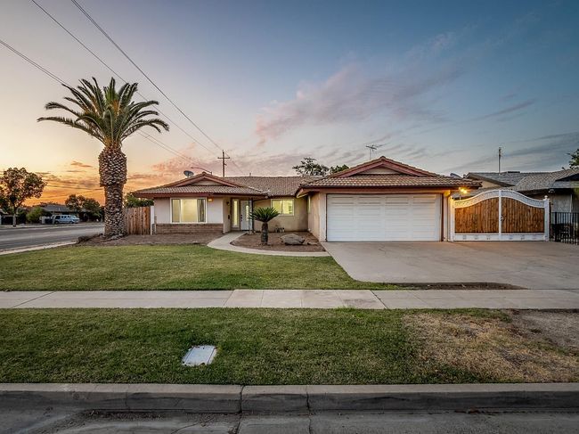 Preview of property located at 2082 W Cornell Ave