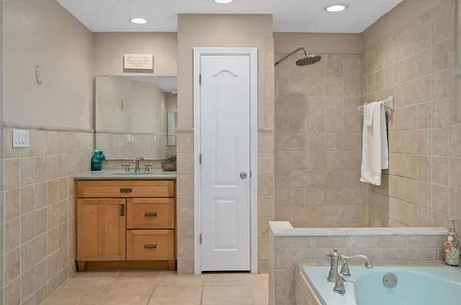 Image of 2775 Fox Run Rd