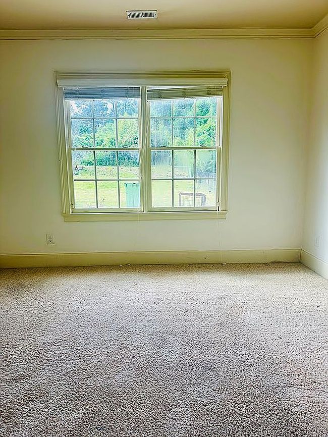 Image of 5024 Turnberry Ln