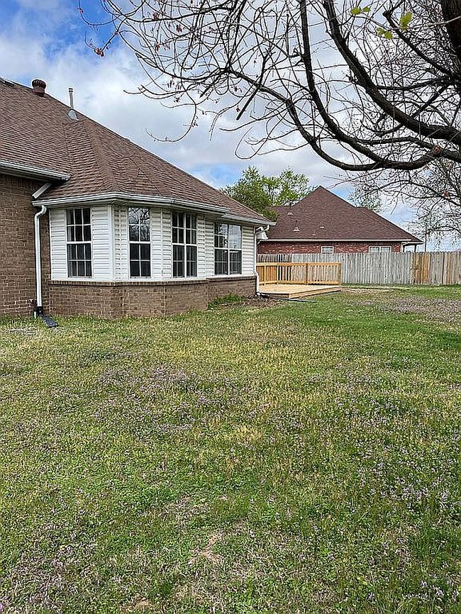 Photo of 4465 Warwick Cv, Springdale, AR
