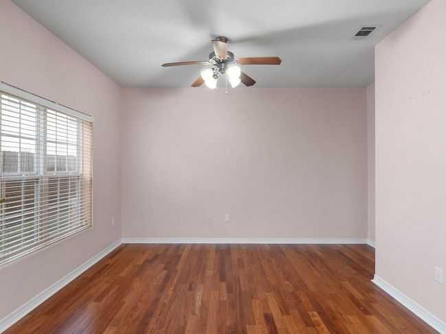 Additional photo 2 of property located at 1539 Bentley Cir