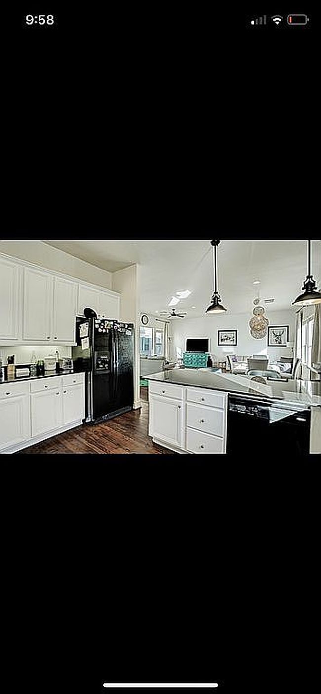 Photo of 918 Lester St, Houston, TX