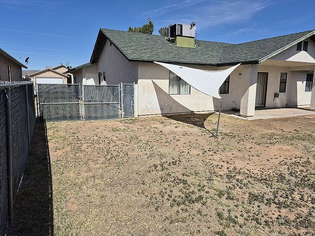Image of 3694 N Irving St