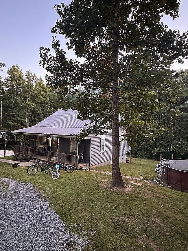 Photo of 264 Woodland Rd