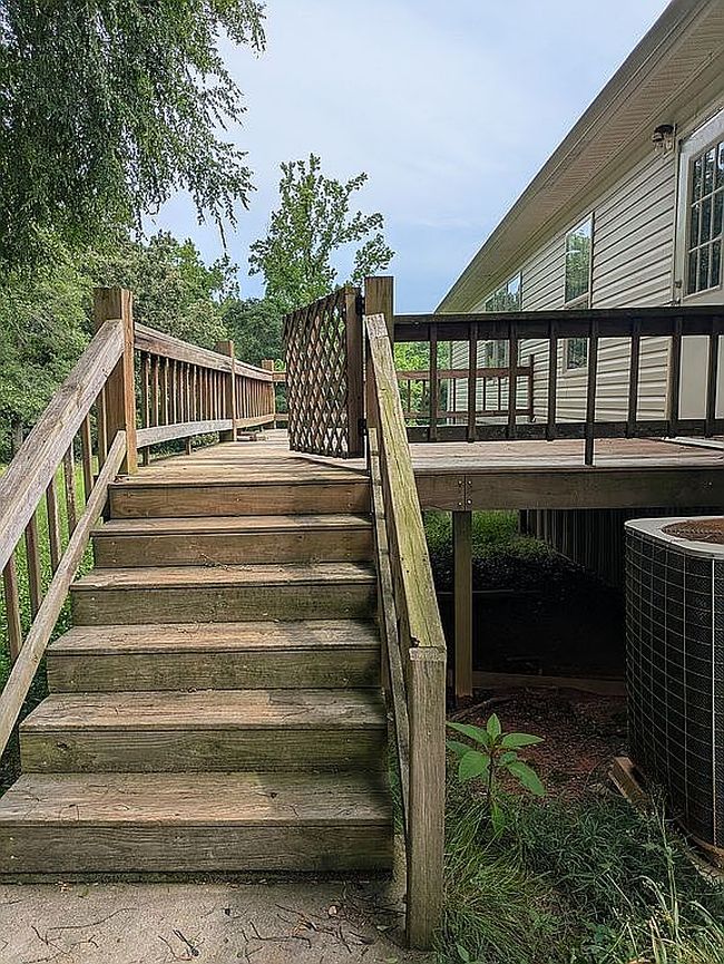 Photo of 430 Black Snake Rd, Arnoldsville, GA