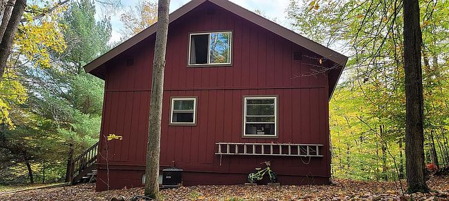 Photo of 814 Timber Valley Rd, Gaylord, MI