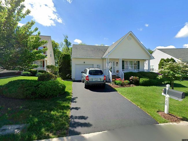 Photo of 768 W Glenview Dr