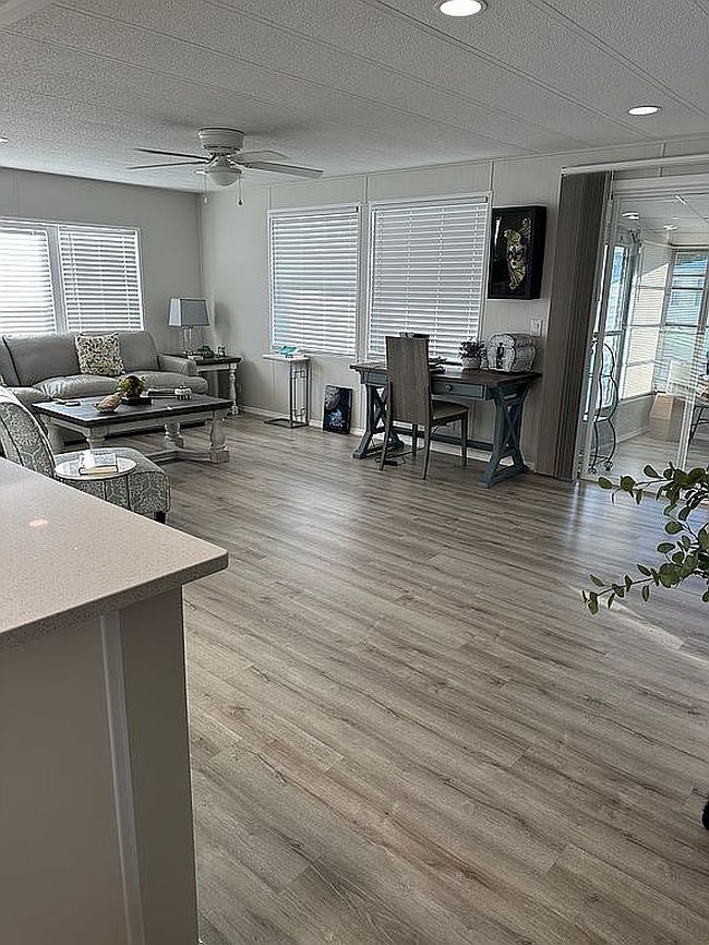 Photo of 485 Flamingo Ln, Ellenton, FL