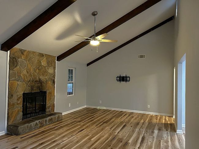 Photo of 104 Garden Ct, Warner Robins, GA