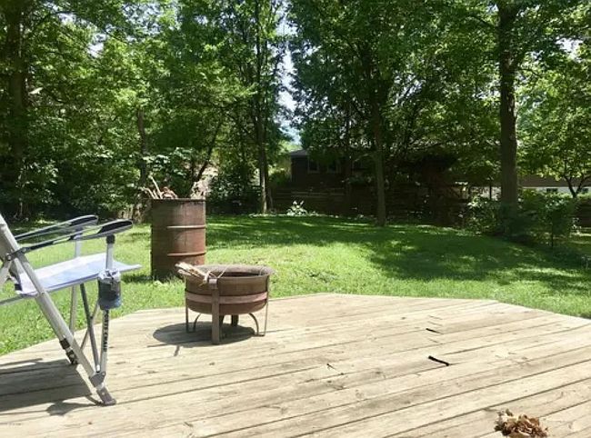 Image of 2021 Meadow Ln
