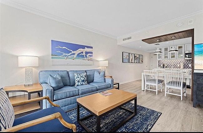 Photo of 240 Sands Point Rd Unit 4102, Longboat Key, FL