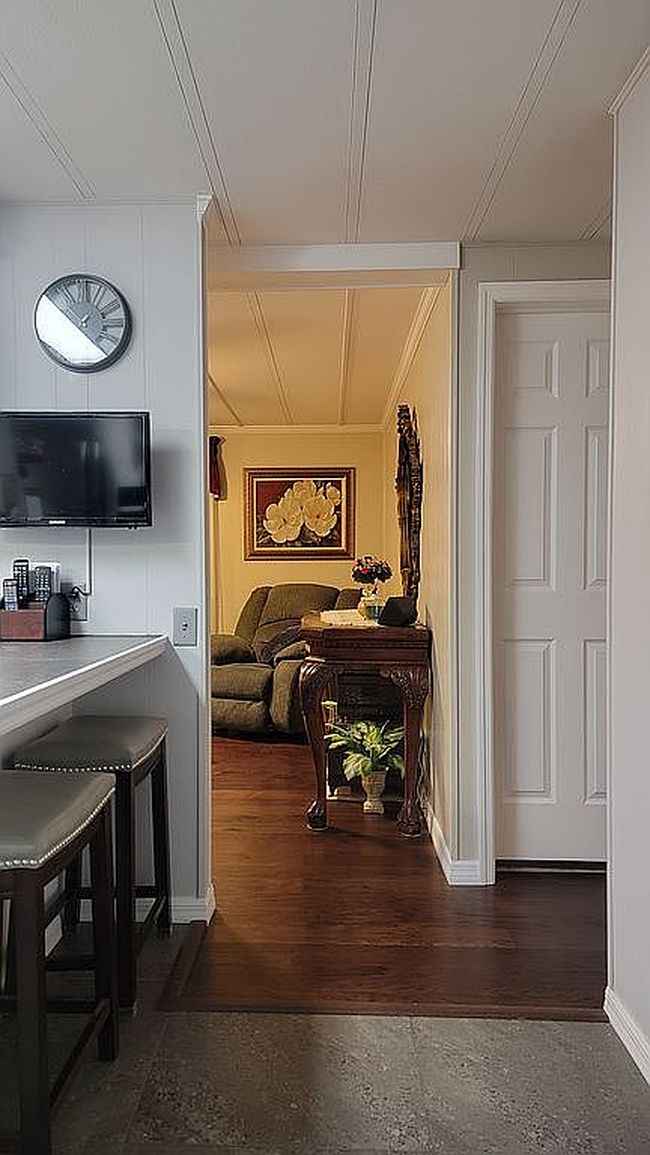 Photo of 3218 Sycamore Ter, Sarasota, FL