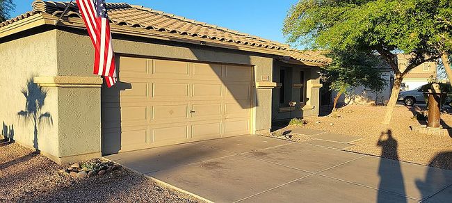 Photo of 25687 W Shooting Star Ln