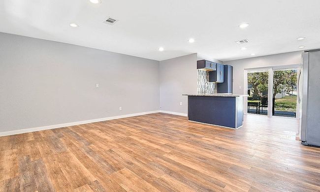 Image of 9893 86th Way N