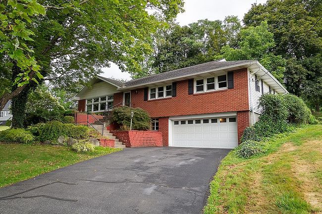 Preview of property located at 8 Park Rd