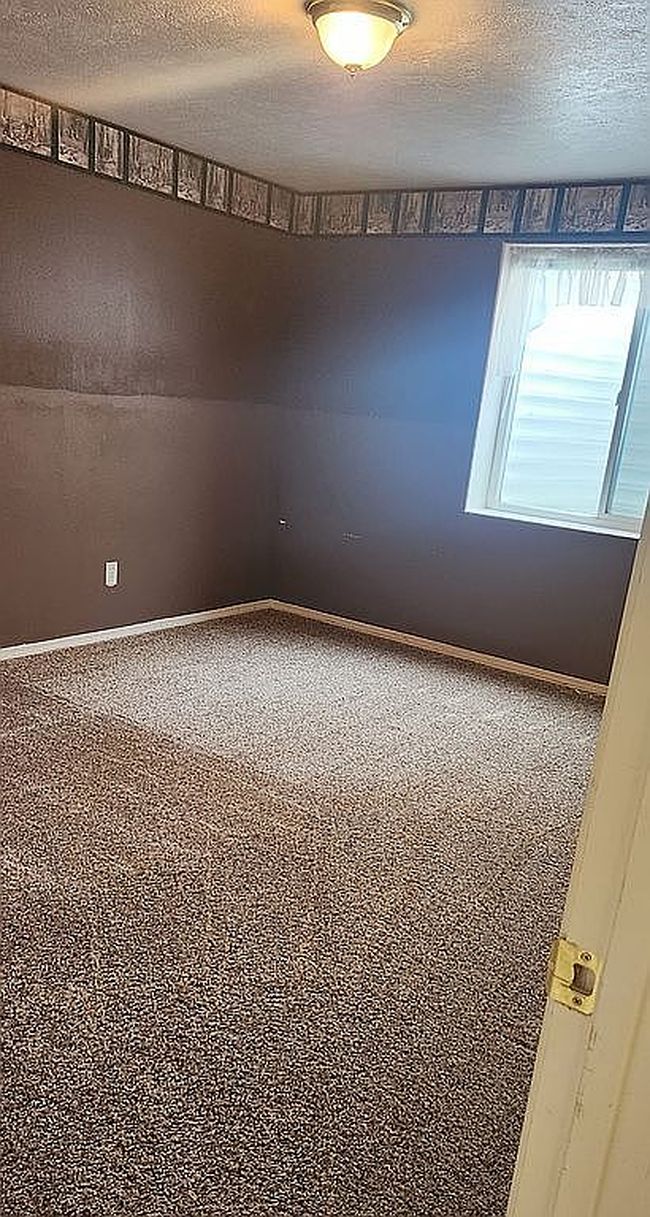 Image of 1800 S Grant Ave Apt C2