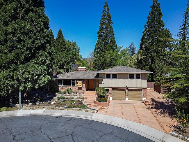 Image of 1145 Alpine Cir