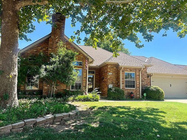 Additional photo 3 of property located at 328 Carlsbad Ct