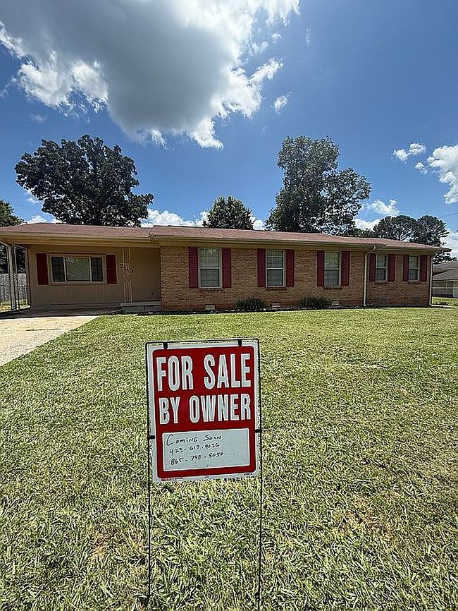 Photo of 700 Lindsay Ave, Chattanooga, TN