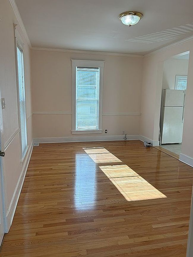 Image of 305 W Jackson Ave