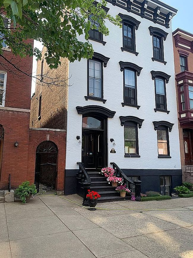 Image of 230 3rd St