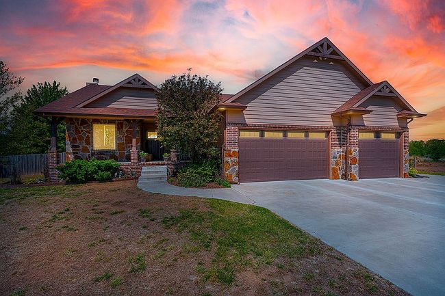Preview of property located at 21249 Sw Meadowlark Rd