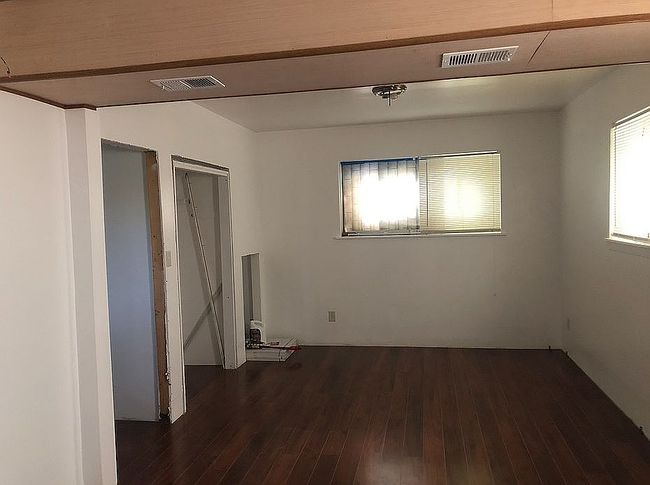 Additional photo 3 of property located at 2620 Scenic View Dr Nw